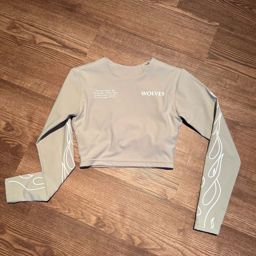 Darc Sport SHE Wolves Club Flames Crop Top Women S 427/500 Limited Edition - Picture 2 of 11